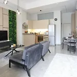 Envogue Living *