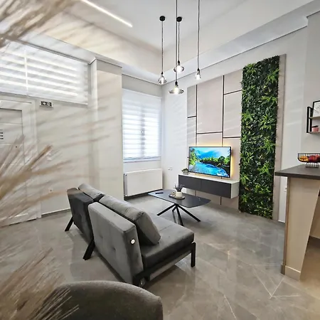 Envogue Living Larissa