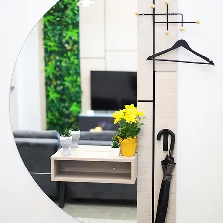 Envogue Living Apartment