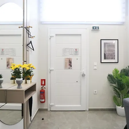 Envogue Living Apartment