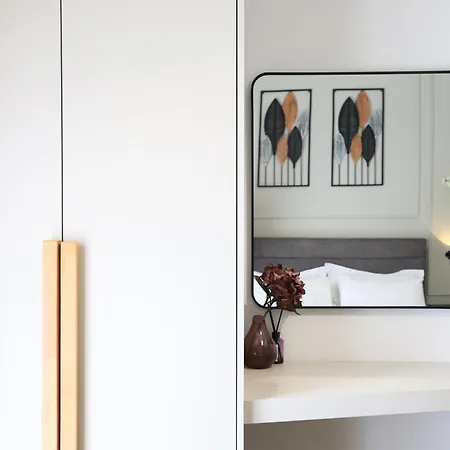 Envogue Living Apartment