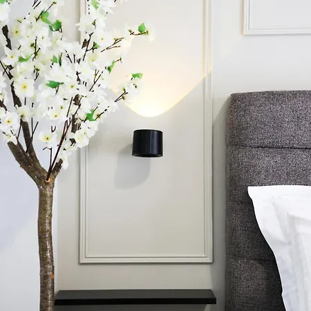 Envogue Living Apartment