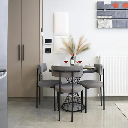 Envogue Living *