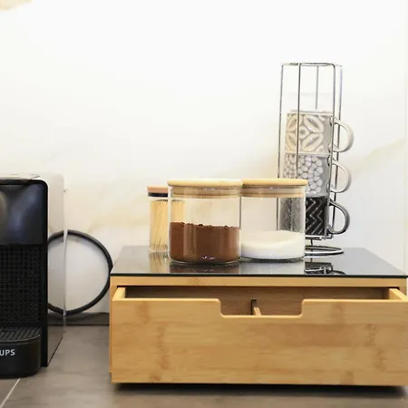 Envogue Living * Larissa